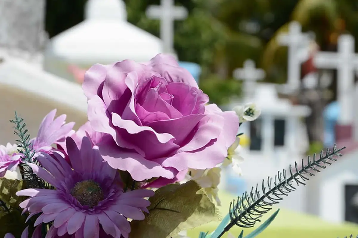 Cerimonia civile funebre personalizzata con ricevimento